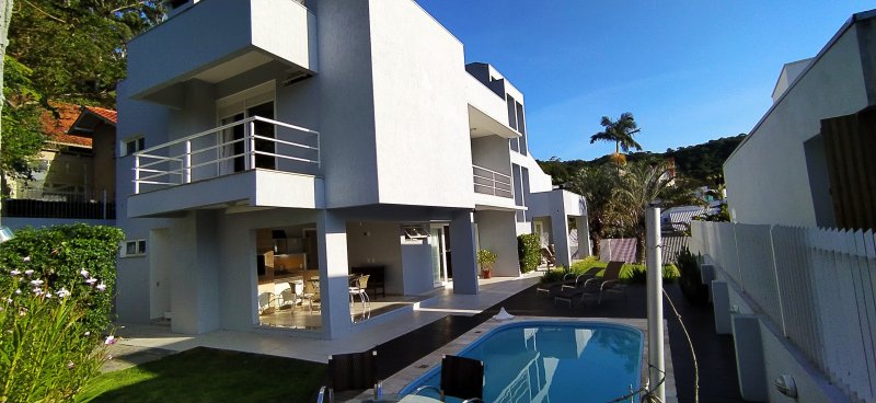 Casa Alto Padro - Venda - Cabeudas - Itaja - SC